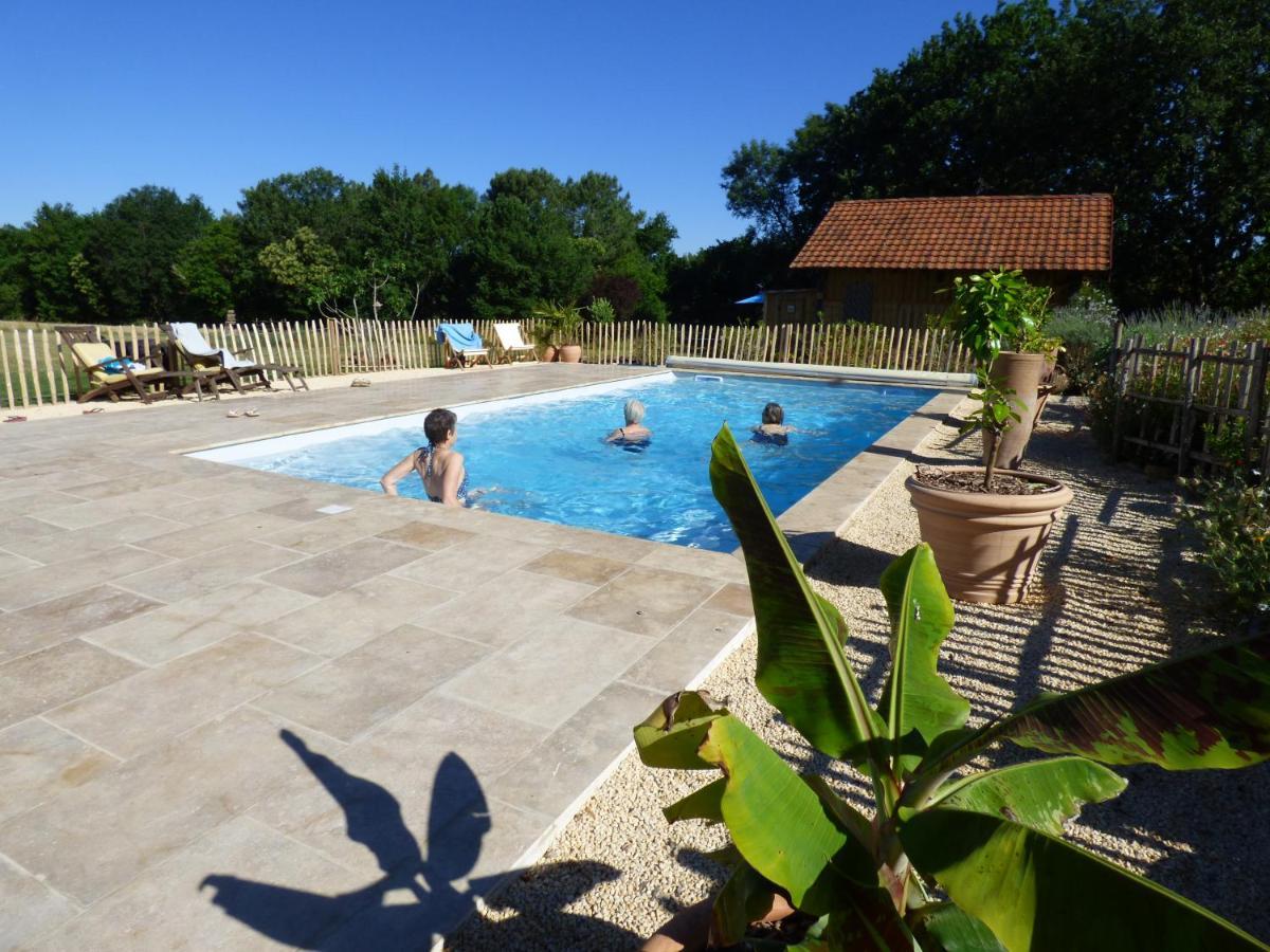 Britavit Bed & Breakfast Saint-Avit-Sénieur Exterior foto